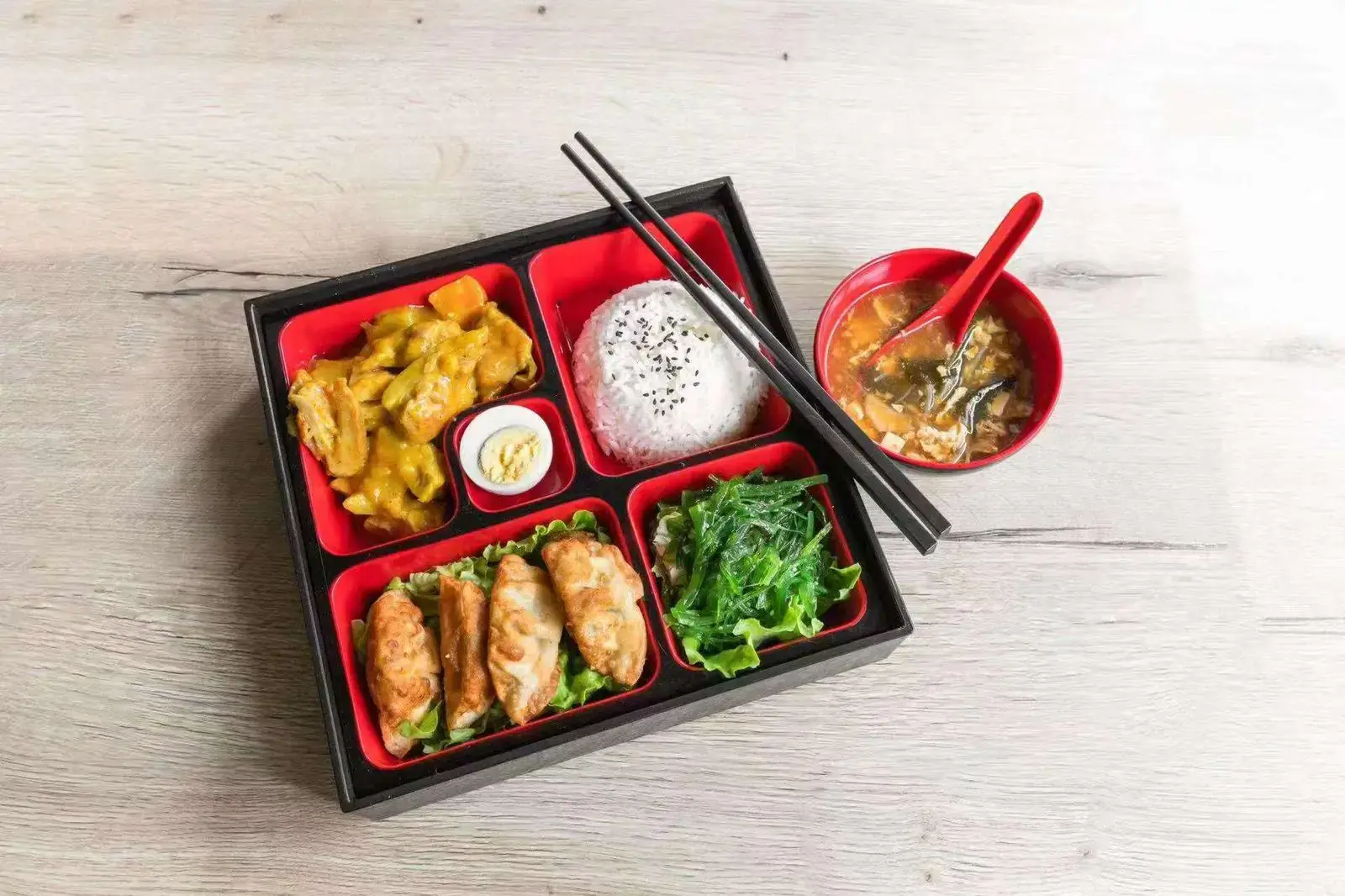 Bento poulet au curry